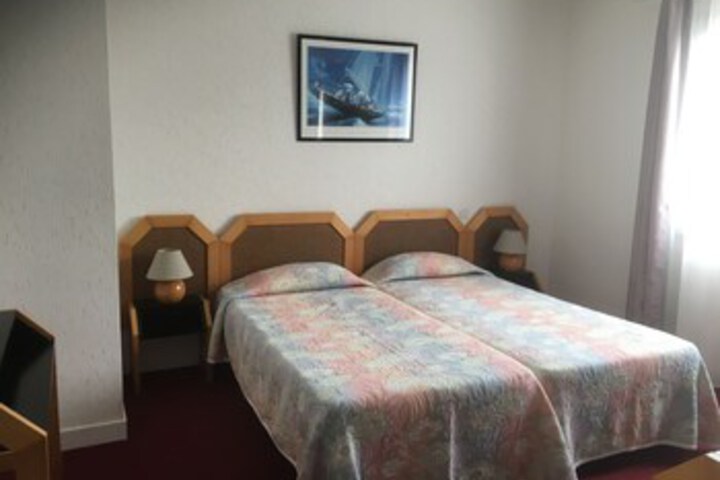 Room 15 of 23