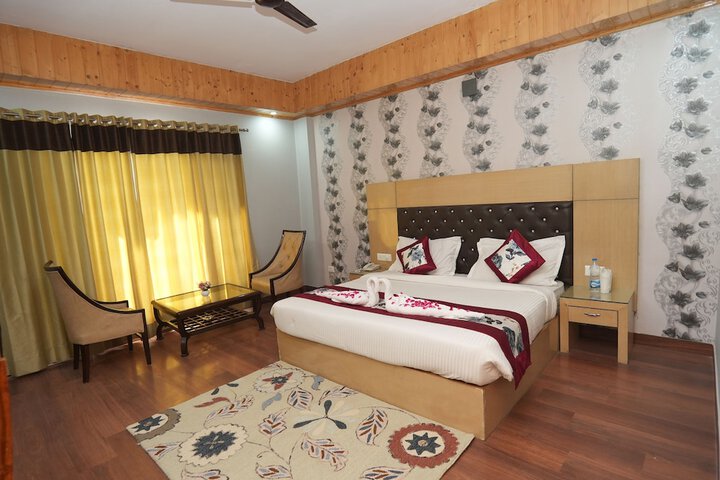 Room 16 of 23