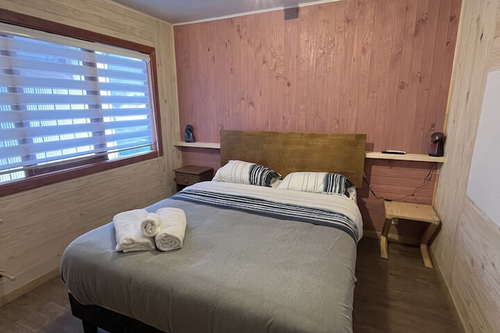 Room 11 of 33