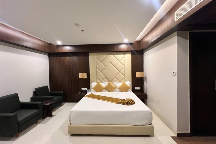 Room 11 of 52