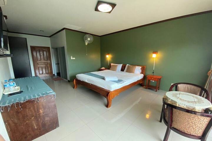 Room 12 of 75