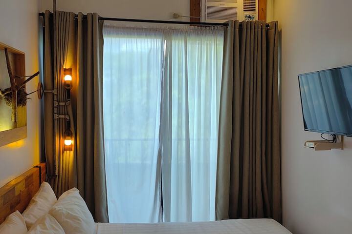 Room 25 of 101