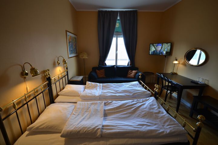 Room 5 of 57