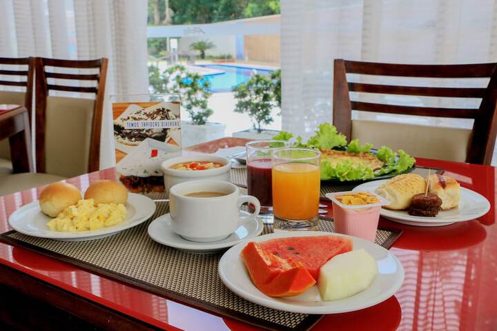 Breakfast/Coffee Service 27 of 38