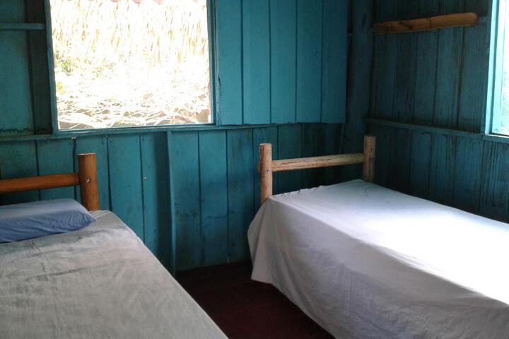 Room 11 of 14