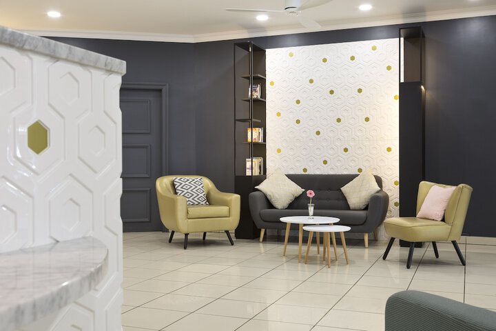 Guest Lobby