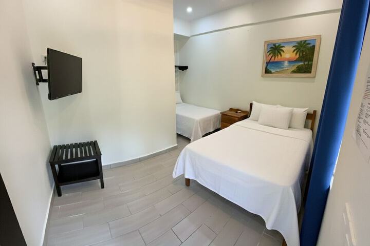 Room 15 of 41