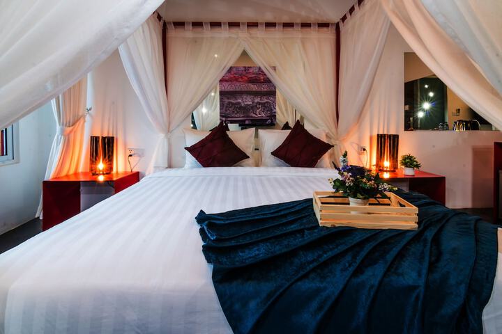 Room 3 of 24
