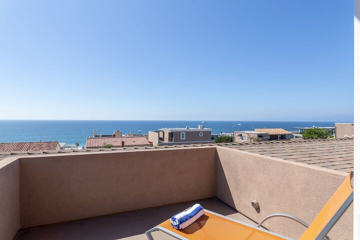 Beach/ocean view