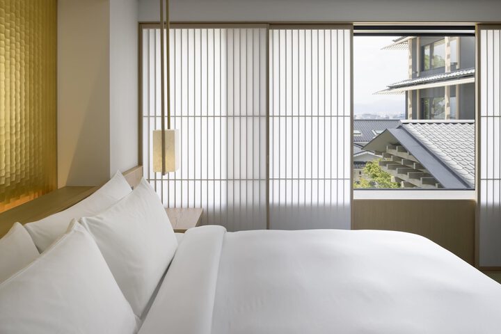 Room 43 of 134