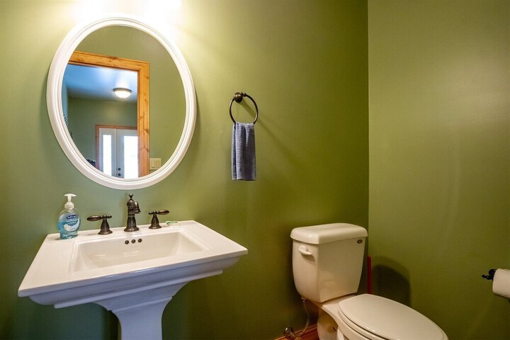 Room 17 of 26