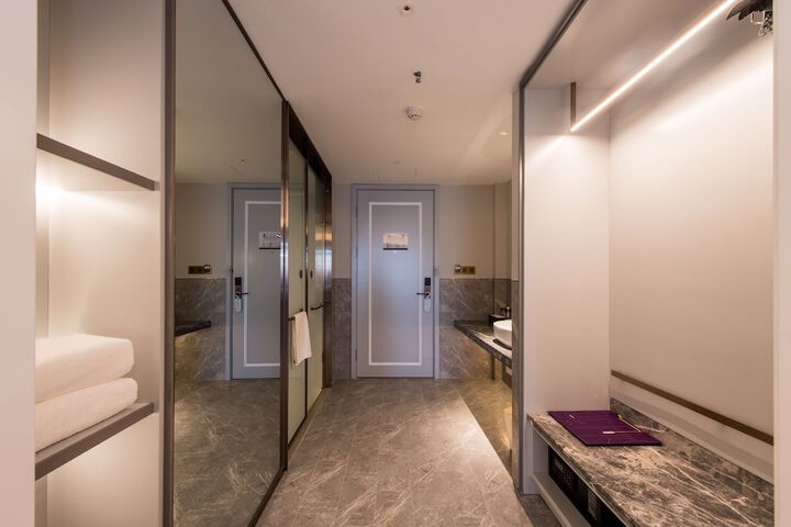 Room 7 of 55