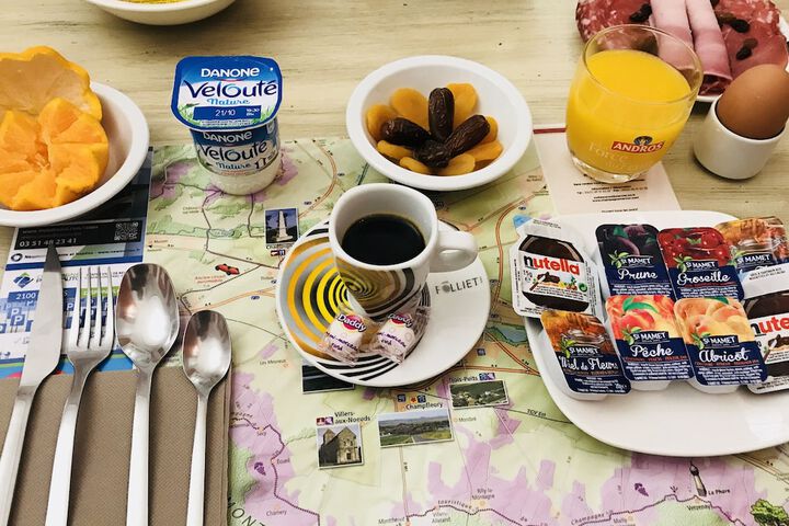 Breakfast/Coffee Service 75 of 148