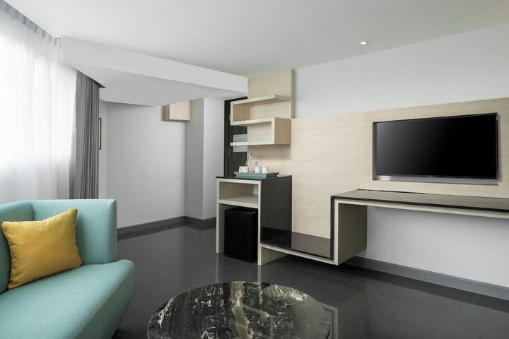 Room 16 of 48