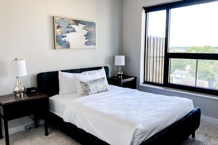 Room 4 of 35