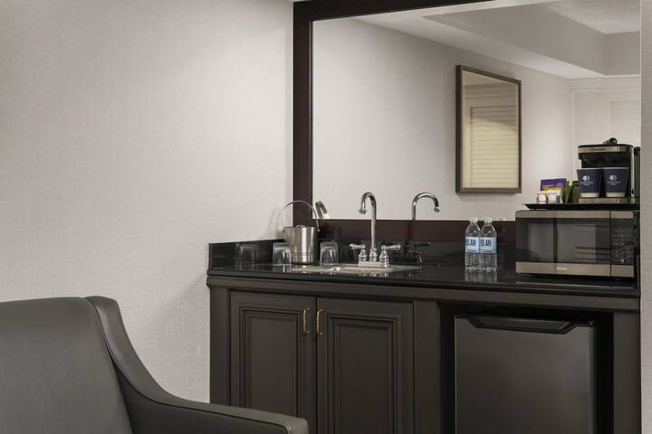 Minibar