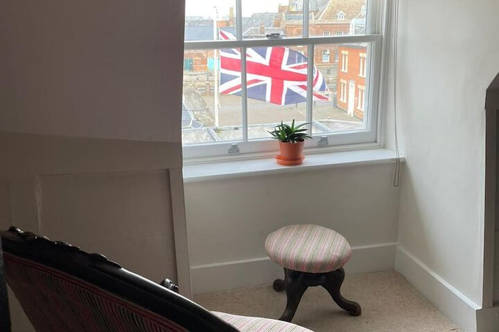 Room 7 of 26