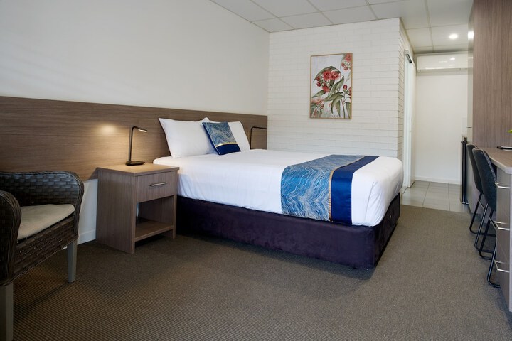 Room 5 of 26