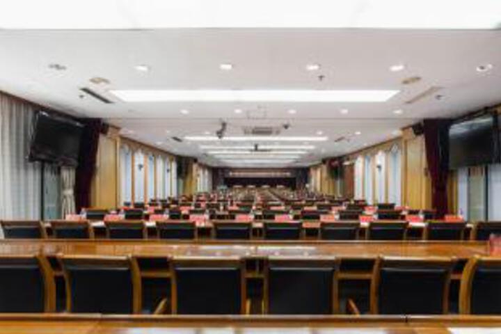 Room 16 of 23