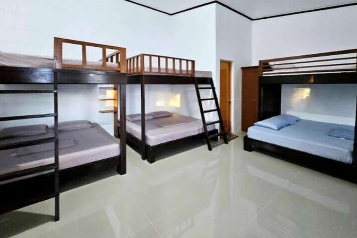Room 19 of 44