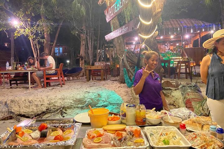 Dining 44 of 75