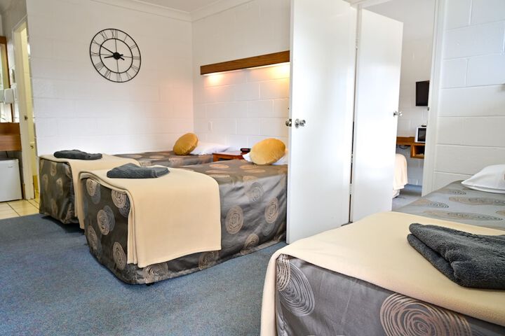 Room 10 of 60