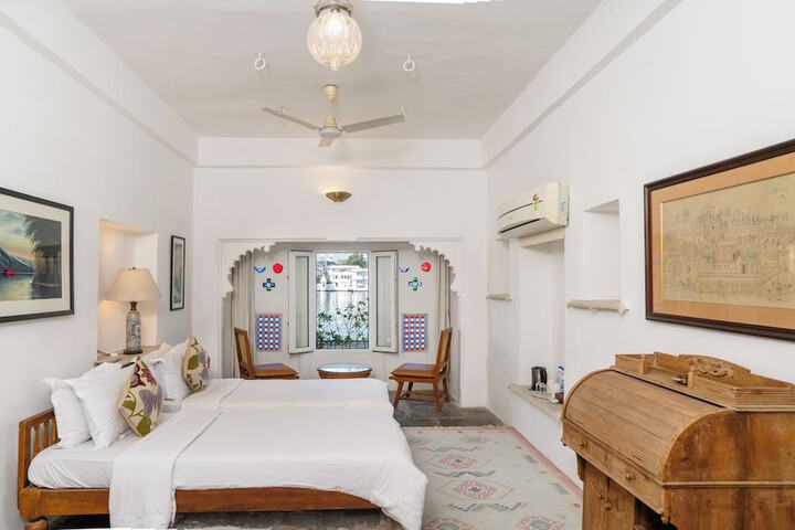 Room 20 of 30