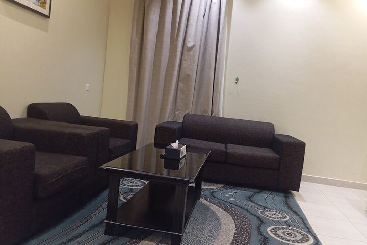Room 16 of 25
