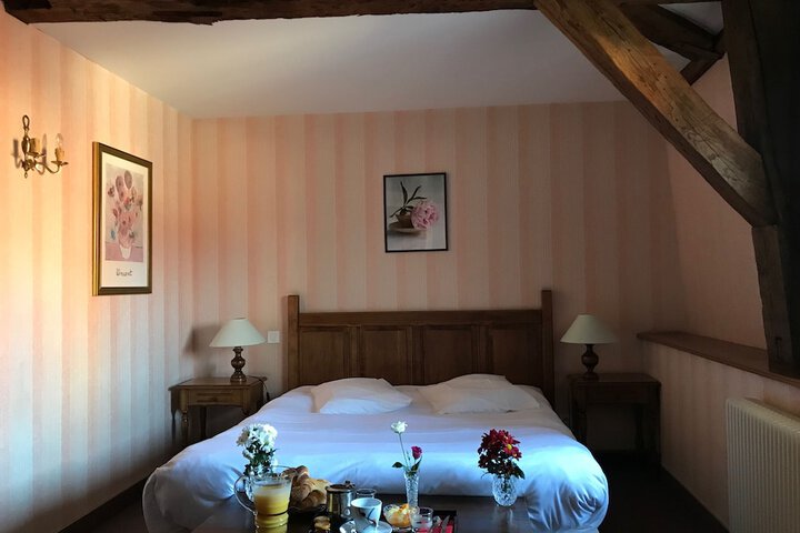 Room 6 of 23