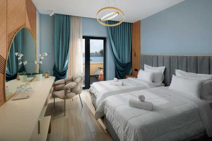 Room 45 of 71