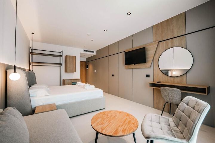 Ksamil Premium Hotel