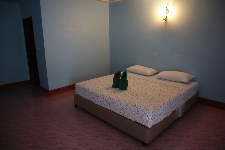 Room 21 of 43
