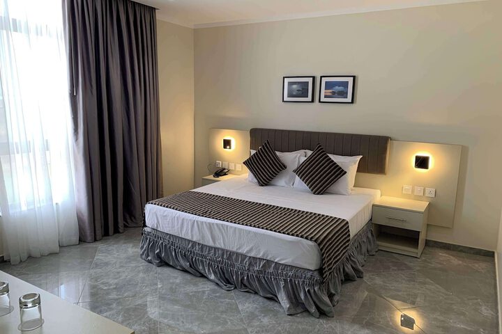 Room 28 of 41