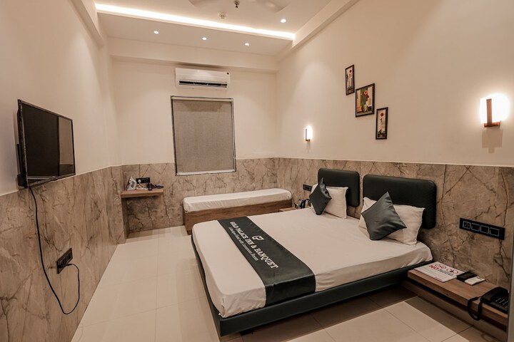 Room 19 of 37