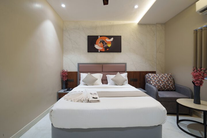 Room 34 of 48