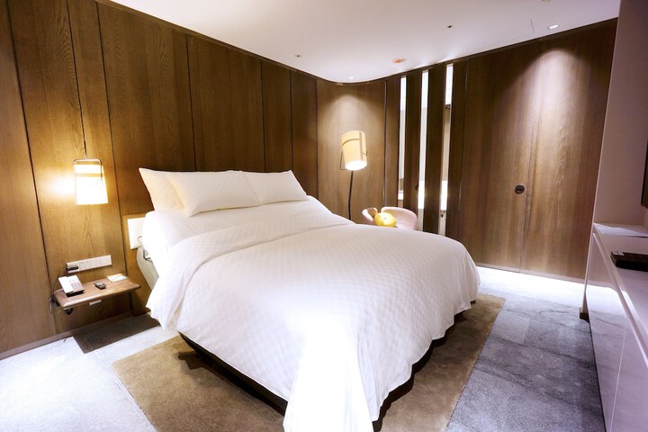 Room 26 of 73