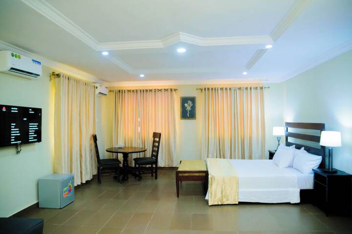 Room 15 of 31