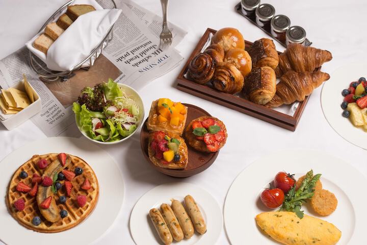 Breakfast/Coffee Service 100 of 122