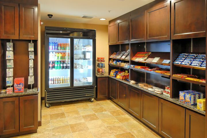 Snack bar