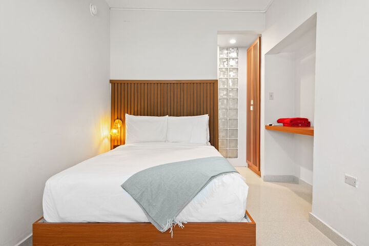 Room 40 of 123