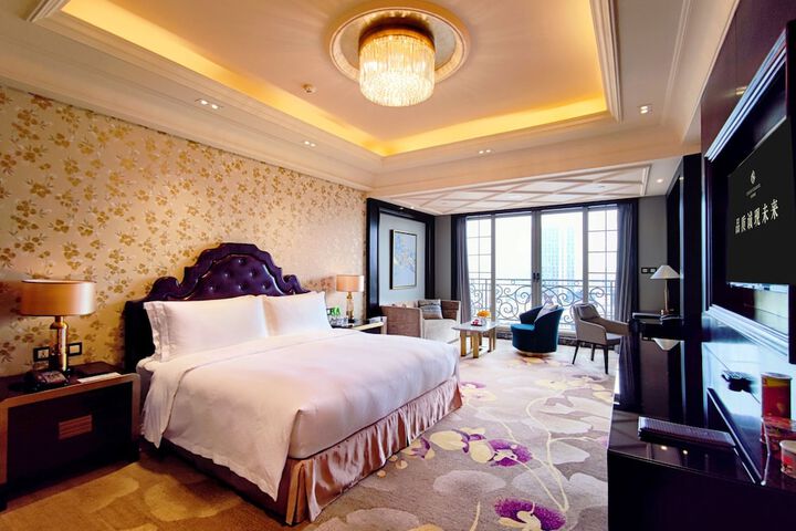 Room 28 of 57