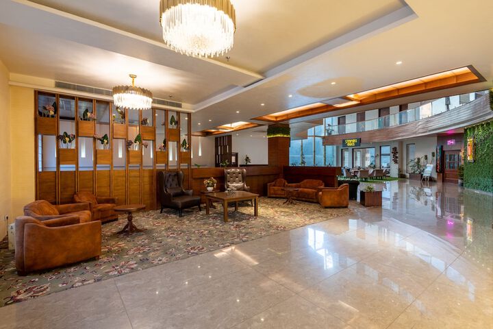 Hotel Interior 8 of 94