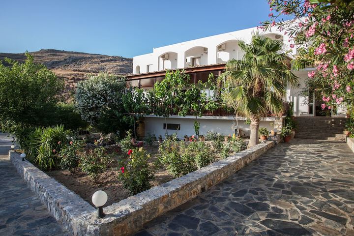 Ammoudi Hotel in Agios Vasileios