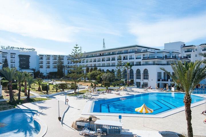 Pools & Facilities