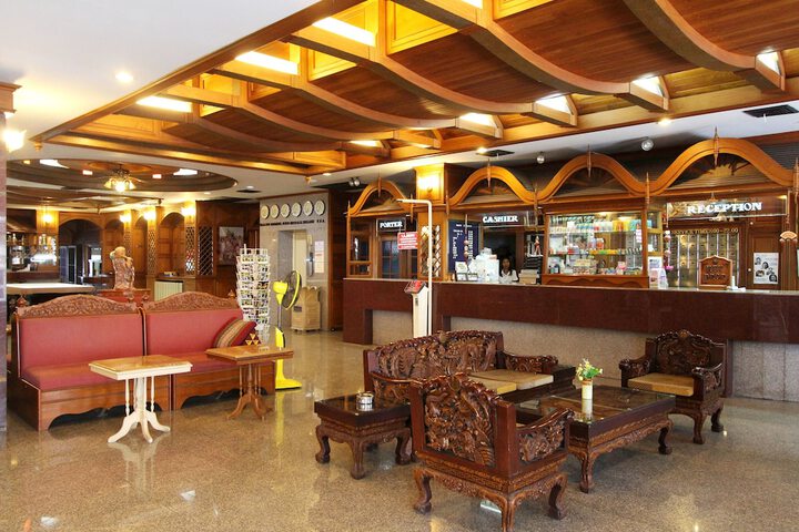 Hotel Lobby