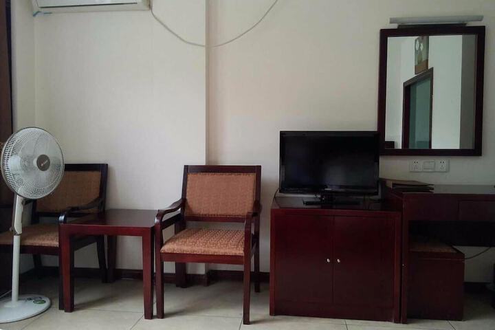 Room 15 of 27