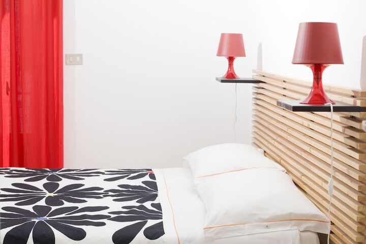 Room 15 of 38