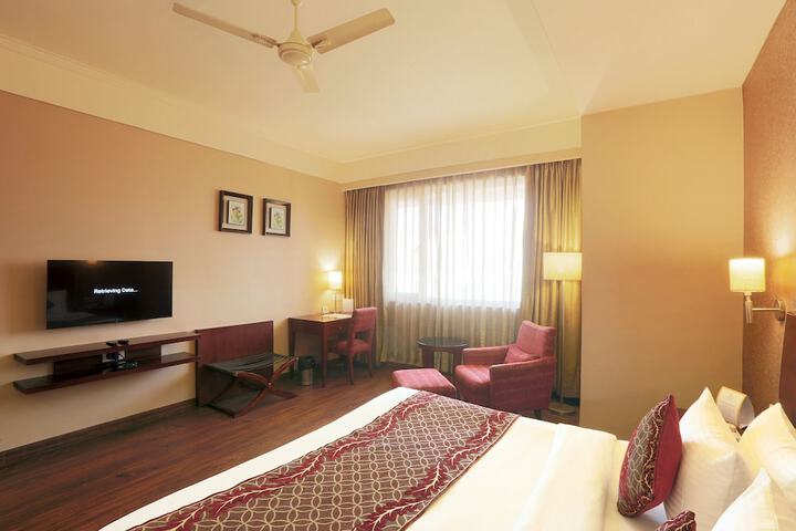 Room 13 of 71