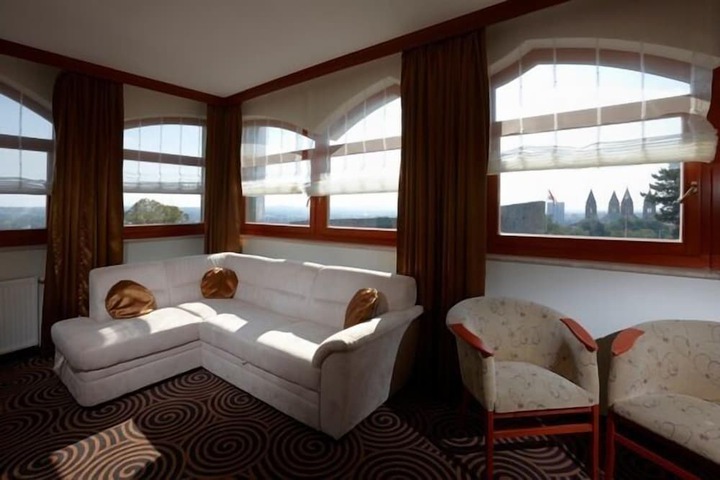Room 20 of 61