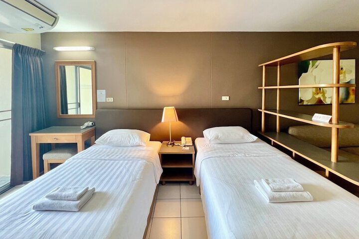 Room 17 of 111